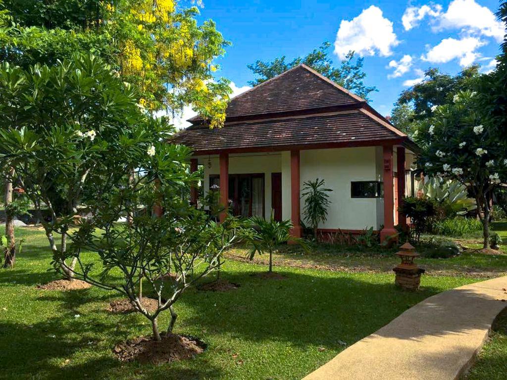 Palm Spa Village Resort Mae Rim Bagian luar foto