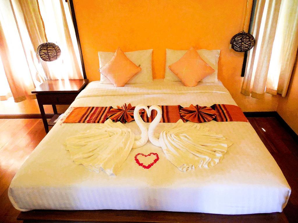 Palm Spa Village Resort Mae Rim Bagian luar foto