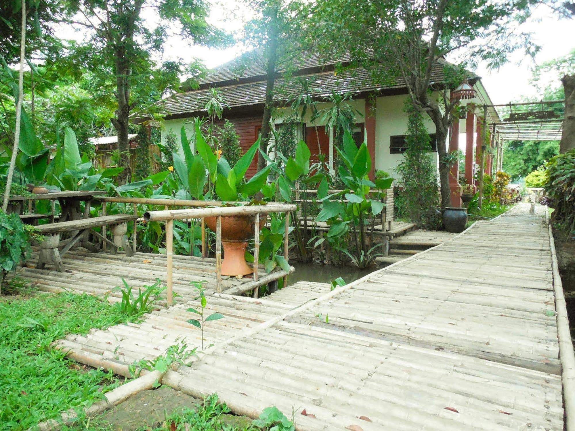 Palm Spa Village Resort Mae Rim Bagian luar foto