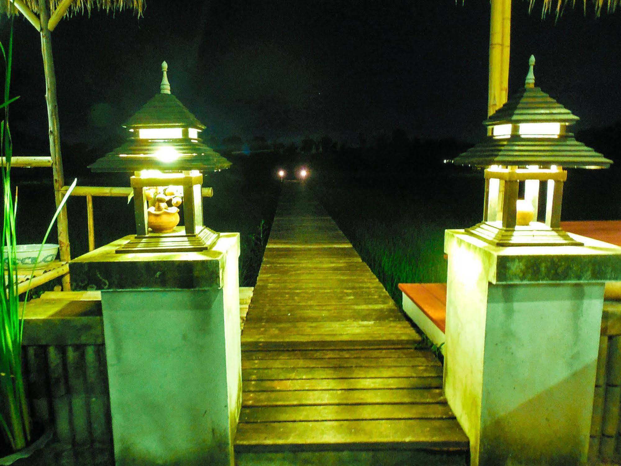 Palm Spa Village Resort Mae Rim Bagian luar foto